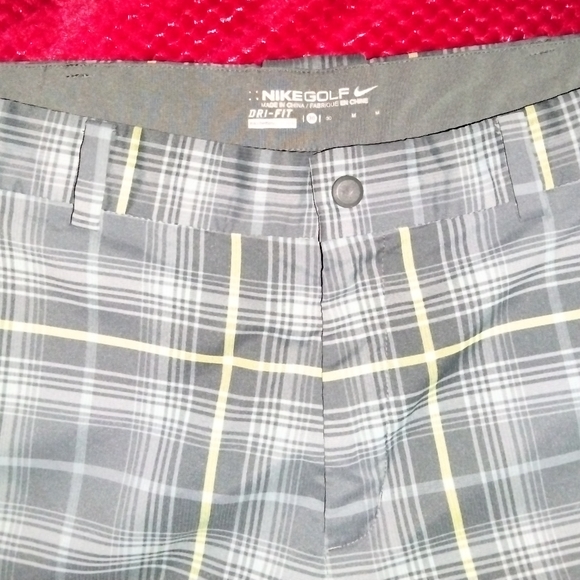 Nike Other - Men's Nike Golf Dri Fit plaid shorts